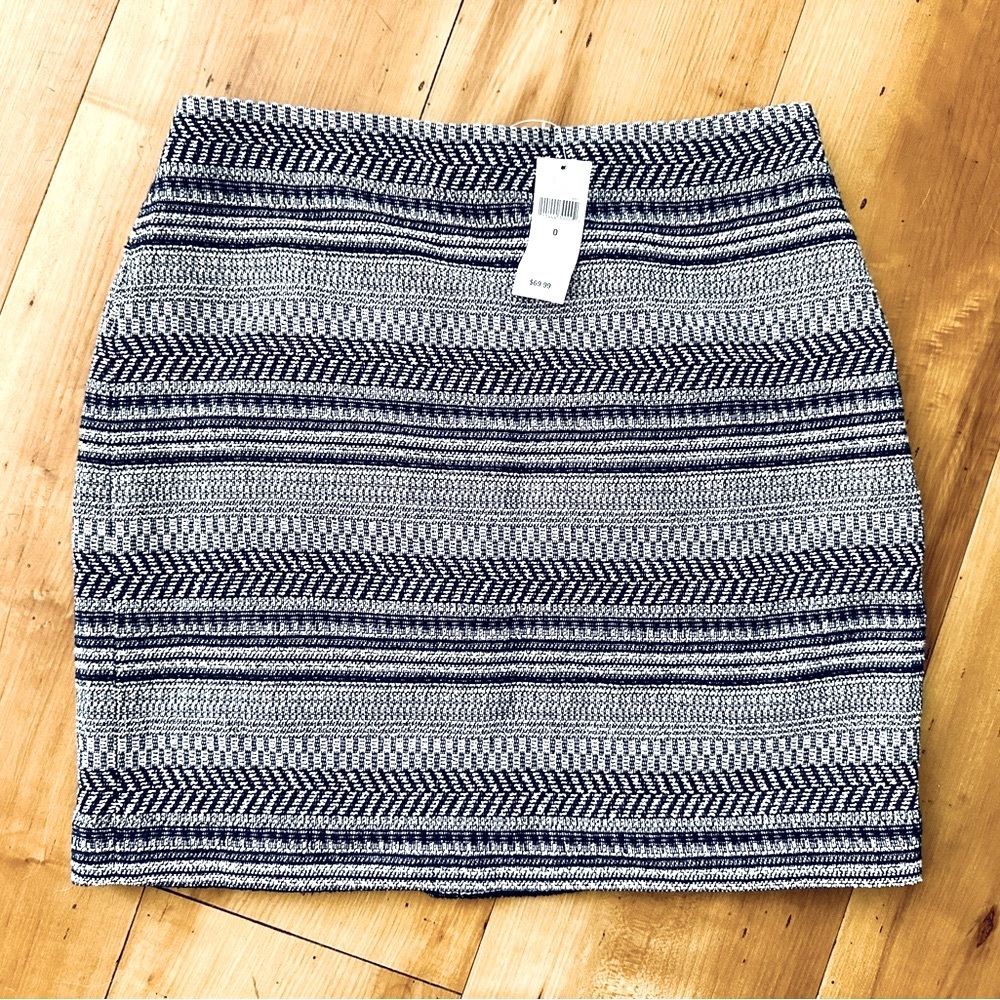 Banana Republic skirt - NWT